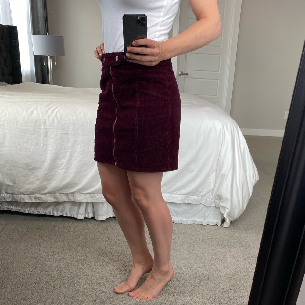 Corduroy maroon miniskirt - Picture 5 of 5